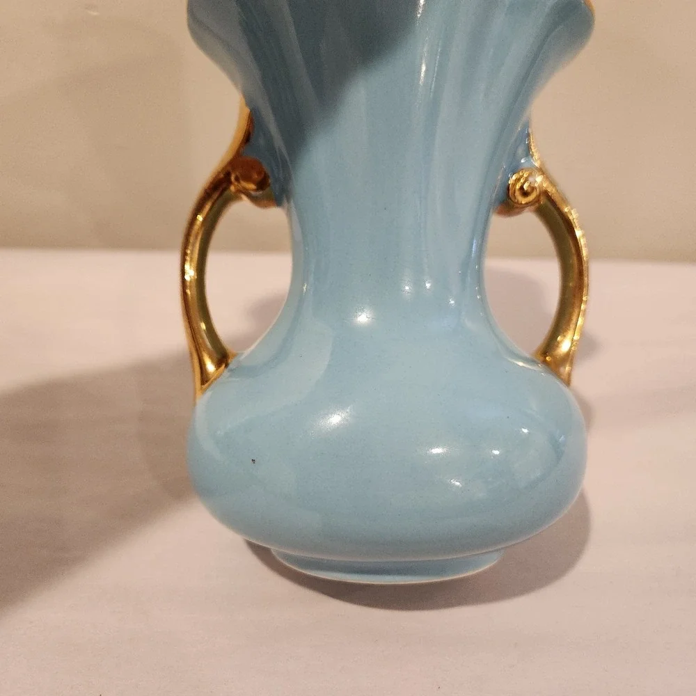 Pearl China Co. Trophy Vase 14k Gold Painted, Slight Scuff Marks, Pictured.